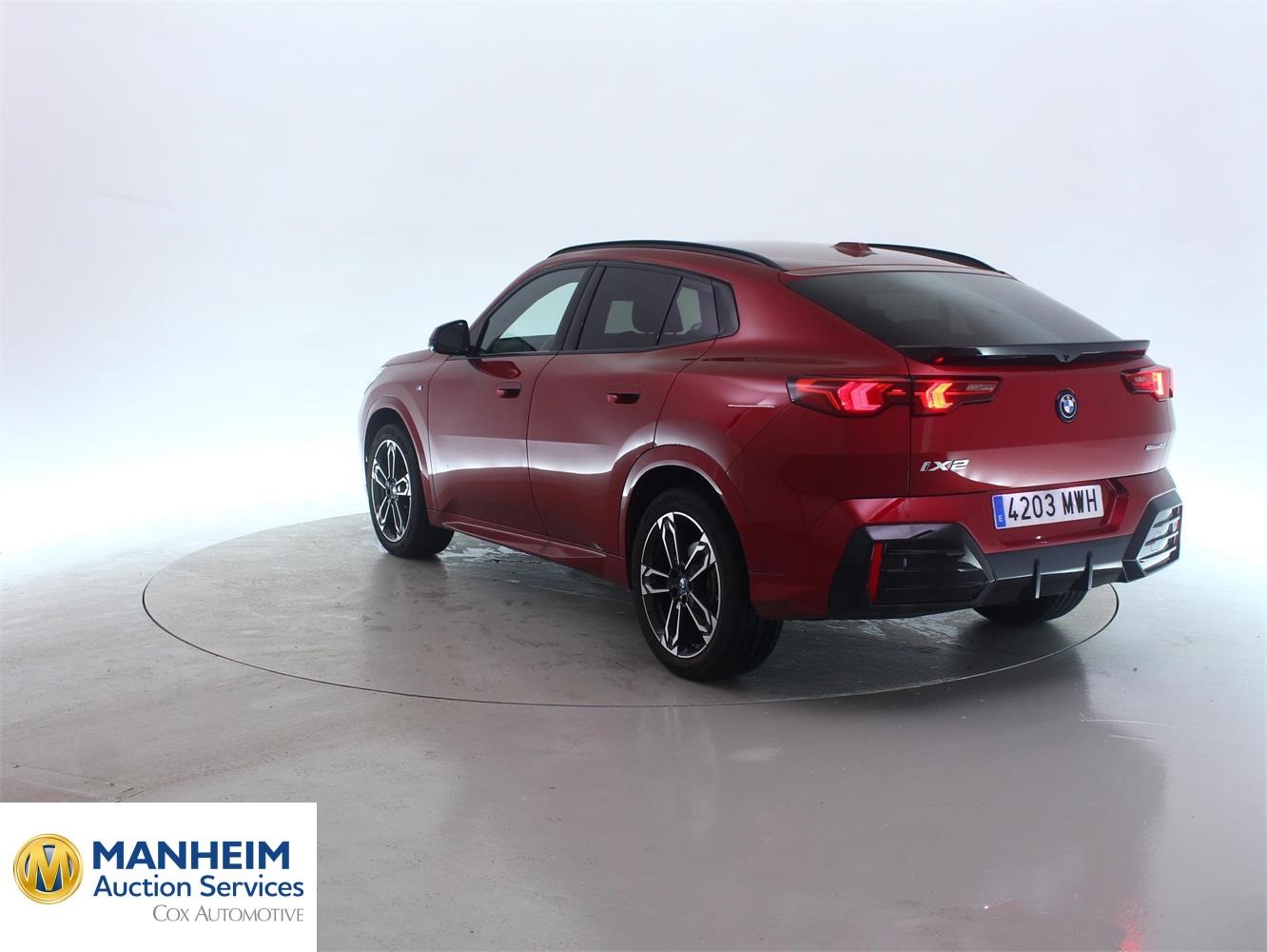 Foto BMW iX2 eDrive20 (U10) 2