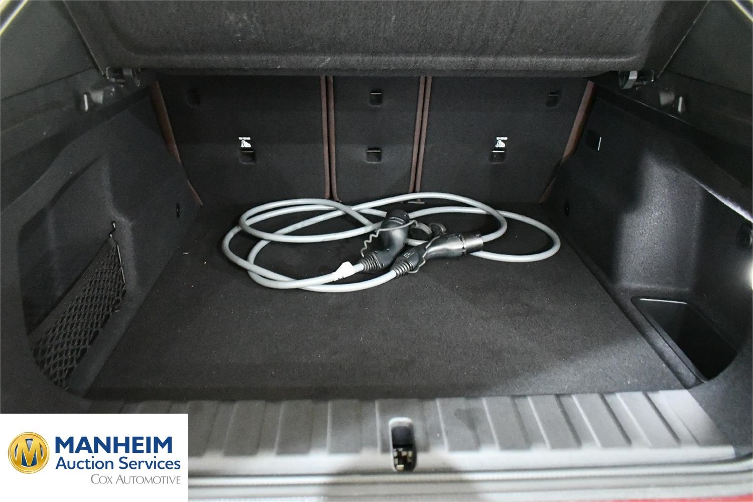 Foto BMW iX2 eDrive20 (U10) 12