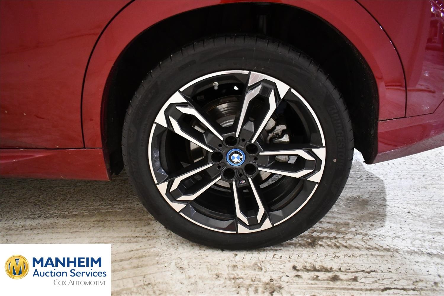 Foto BMW iX2 eDrive20 (U10) 32