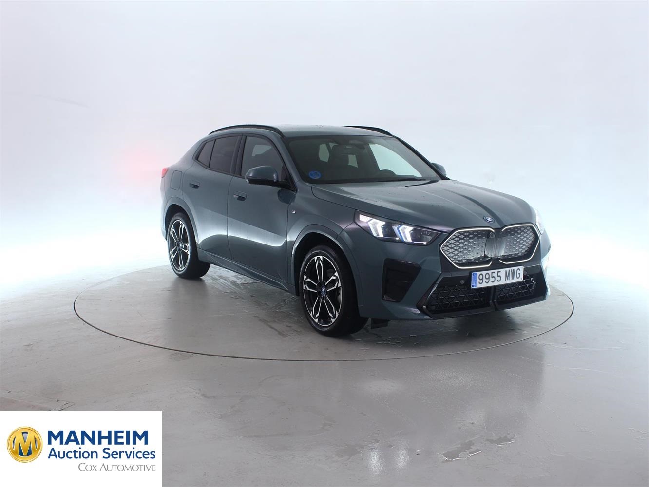 Foto BMW iX2 eDrive20 (U10) 4
