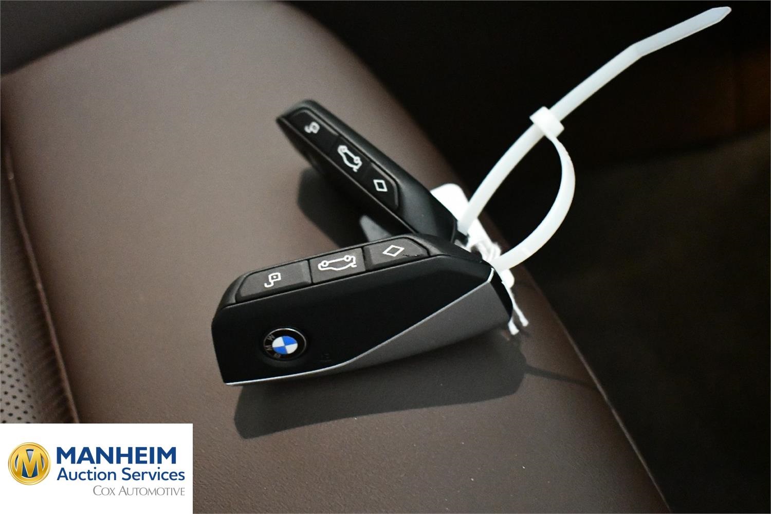 Foto BMW iX2 eDrive20 (U10) 15