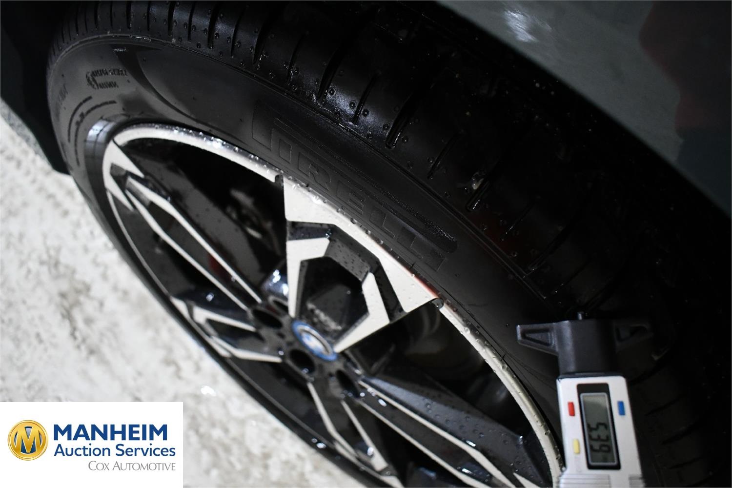 Foto BMW iX2 eDrive20 (U10) 23