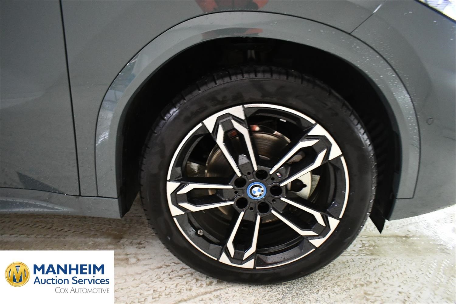 Foto BMW iX2 eDrive20 (U10) 34