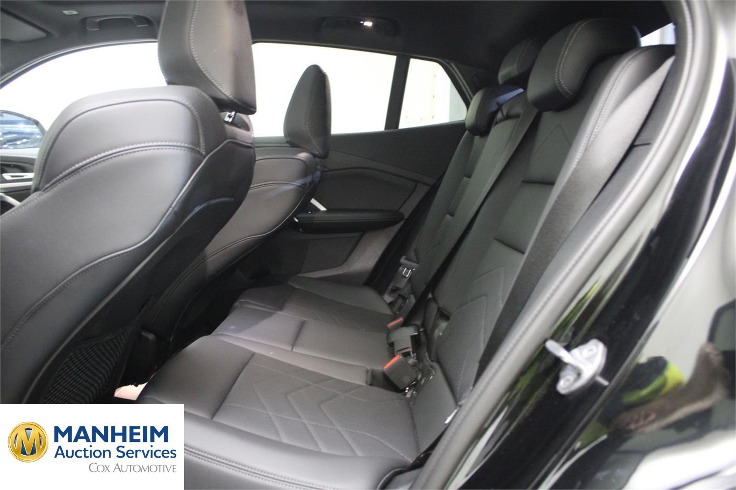 Foto BMW iX2 eDrive20 (U10) 11