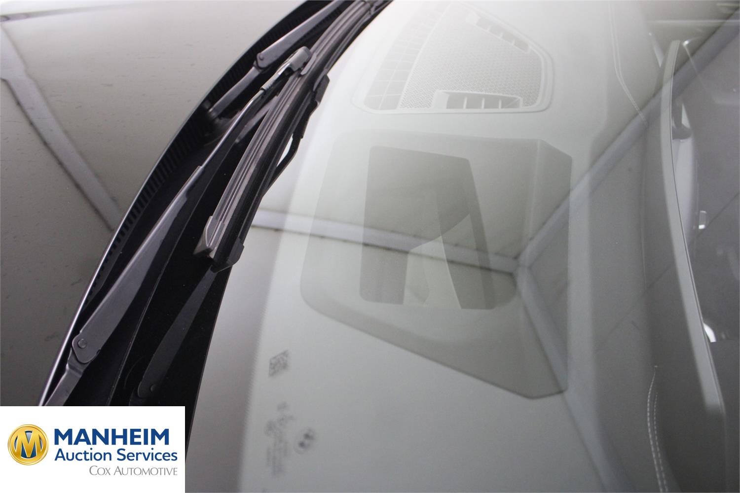 Foto BMW iX2 eDrive20 (U10) 19