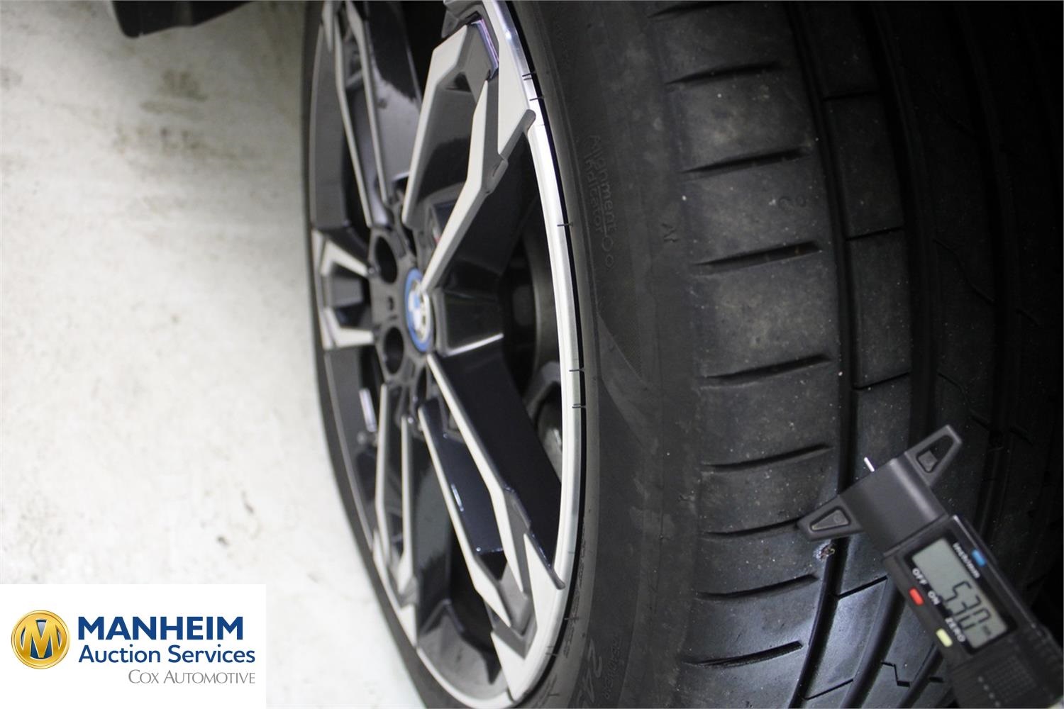 Foto BMW iX2 eDrive20 (U10) 23