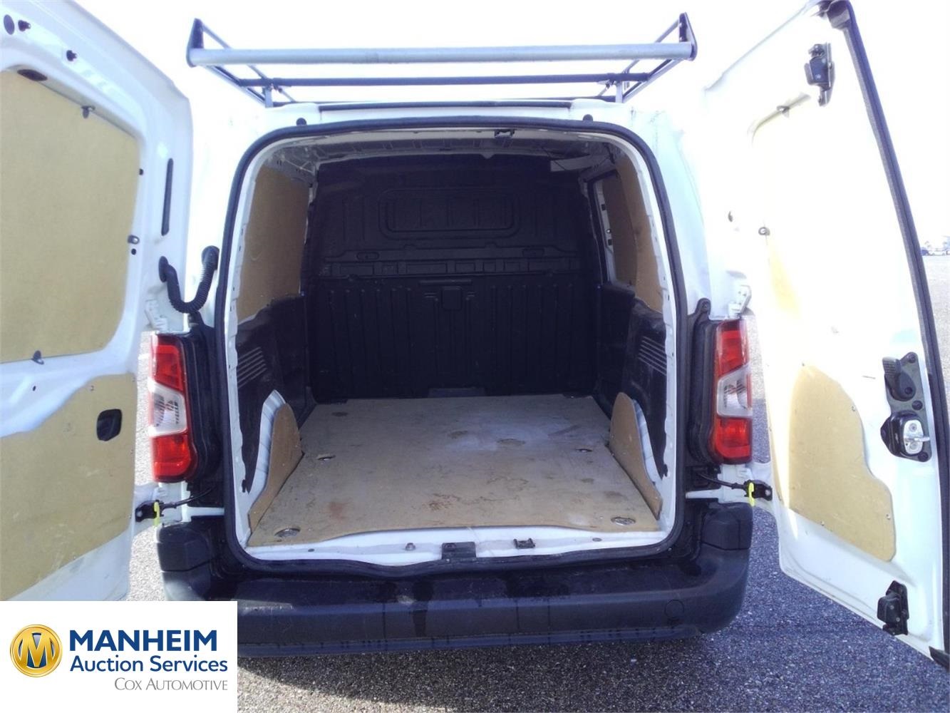 Foto Citroën BERLINGO VAN 23