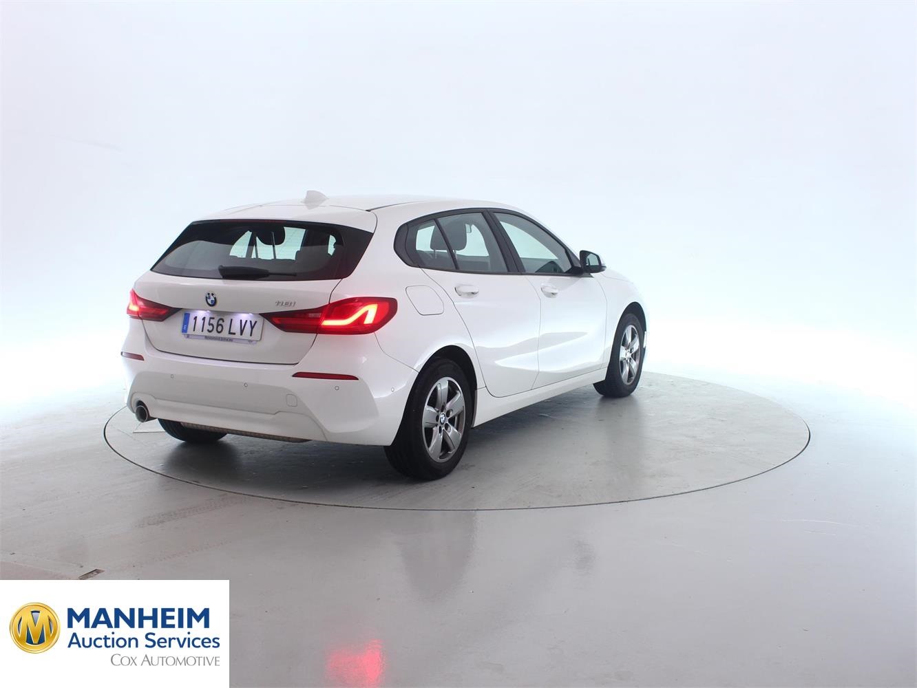 Foto BMW 118i (F40) 3
