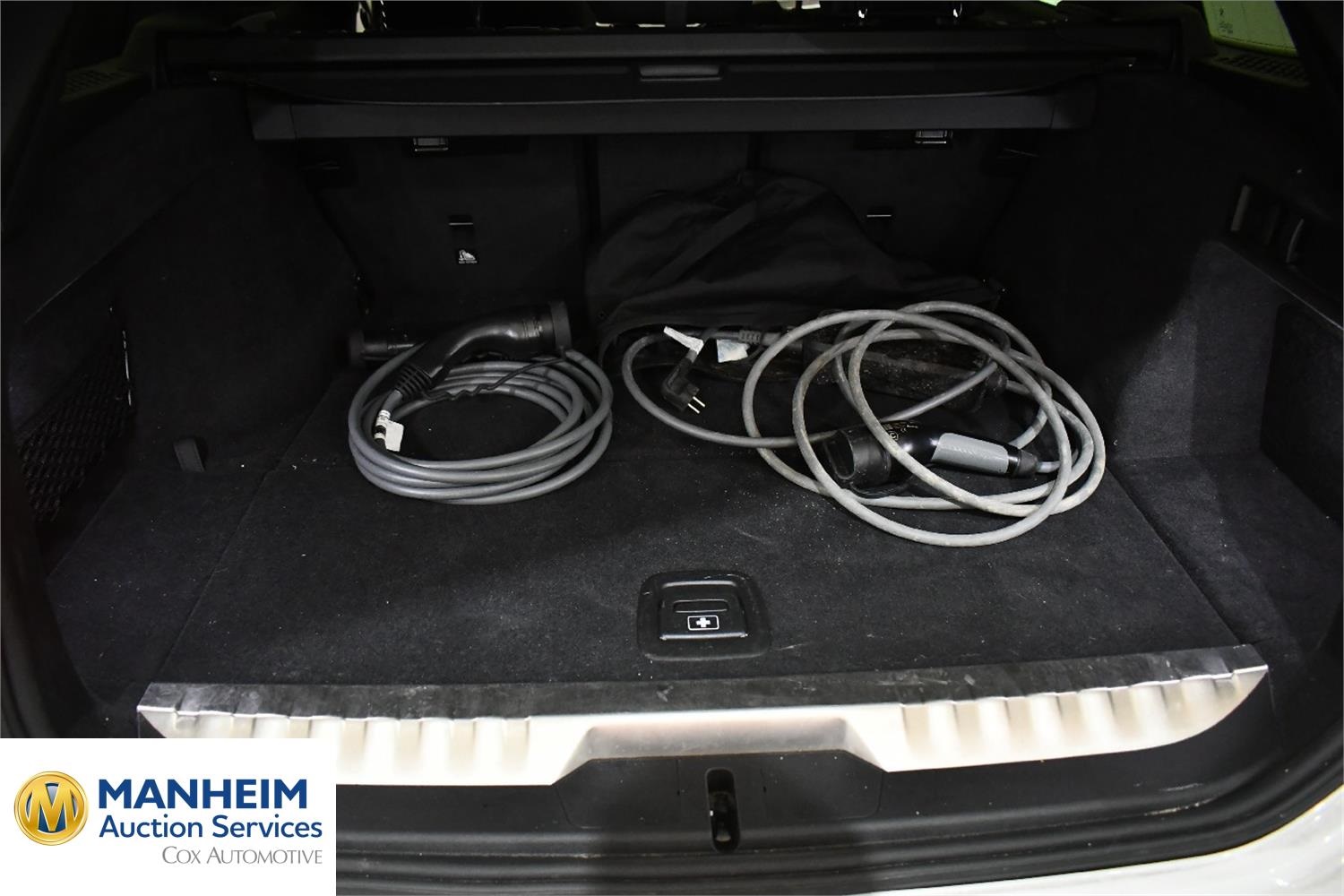 Foto BMW 330e xDrive Touring (G21) 12