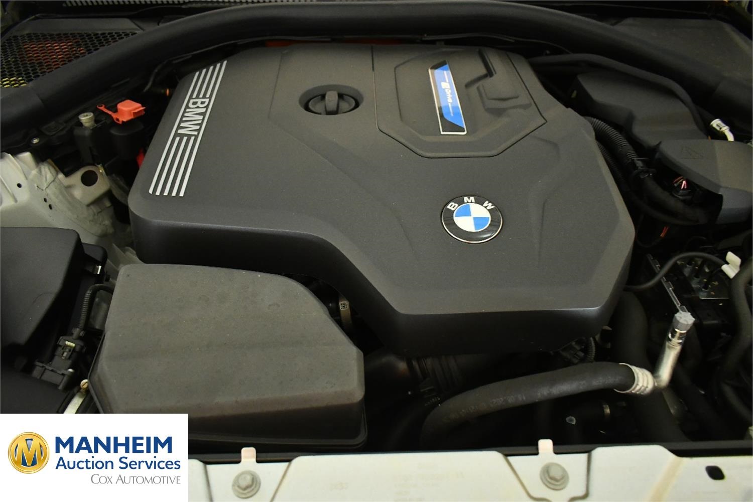 Foto BMW 330e xDrive Touring (G21) 13