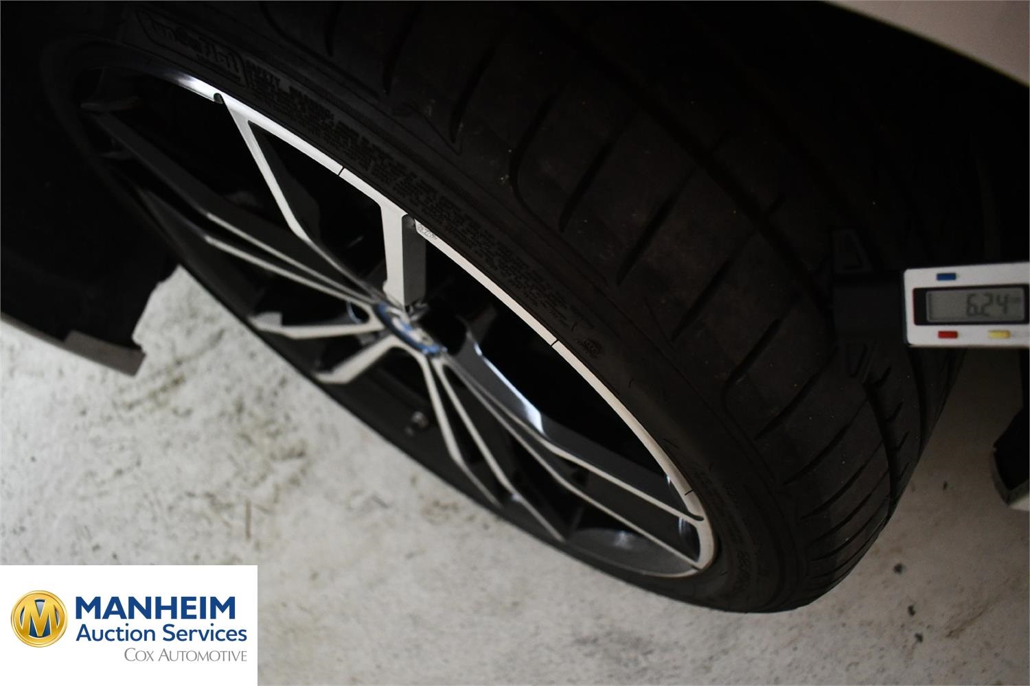 Foto BMW 330e xDrive Touring (G21) 21