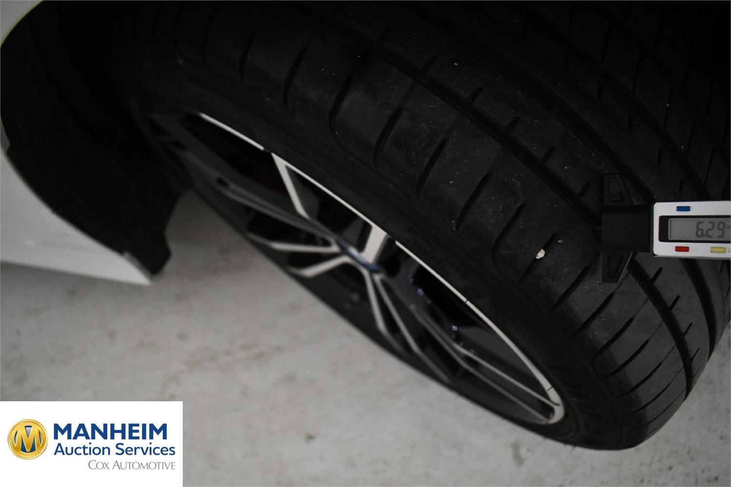 Foto BMW 330e xDrive Touring (G21) 24