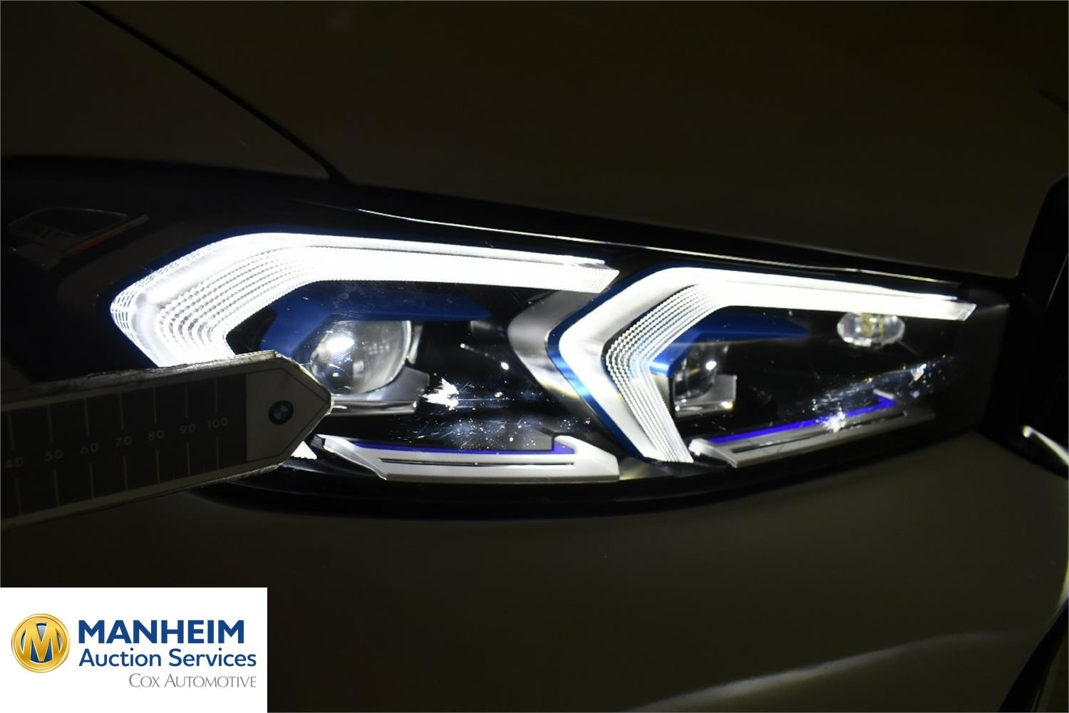 Foto BMW 330e xDrive Touring (G21) 38