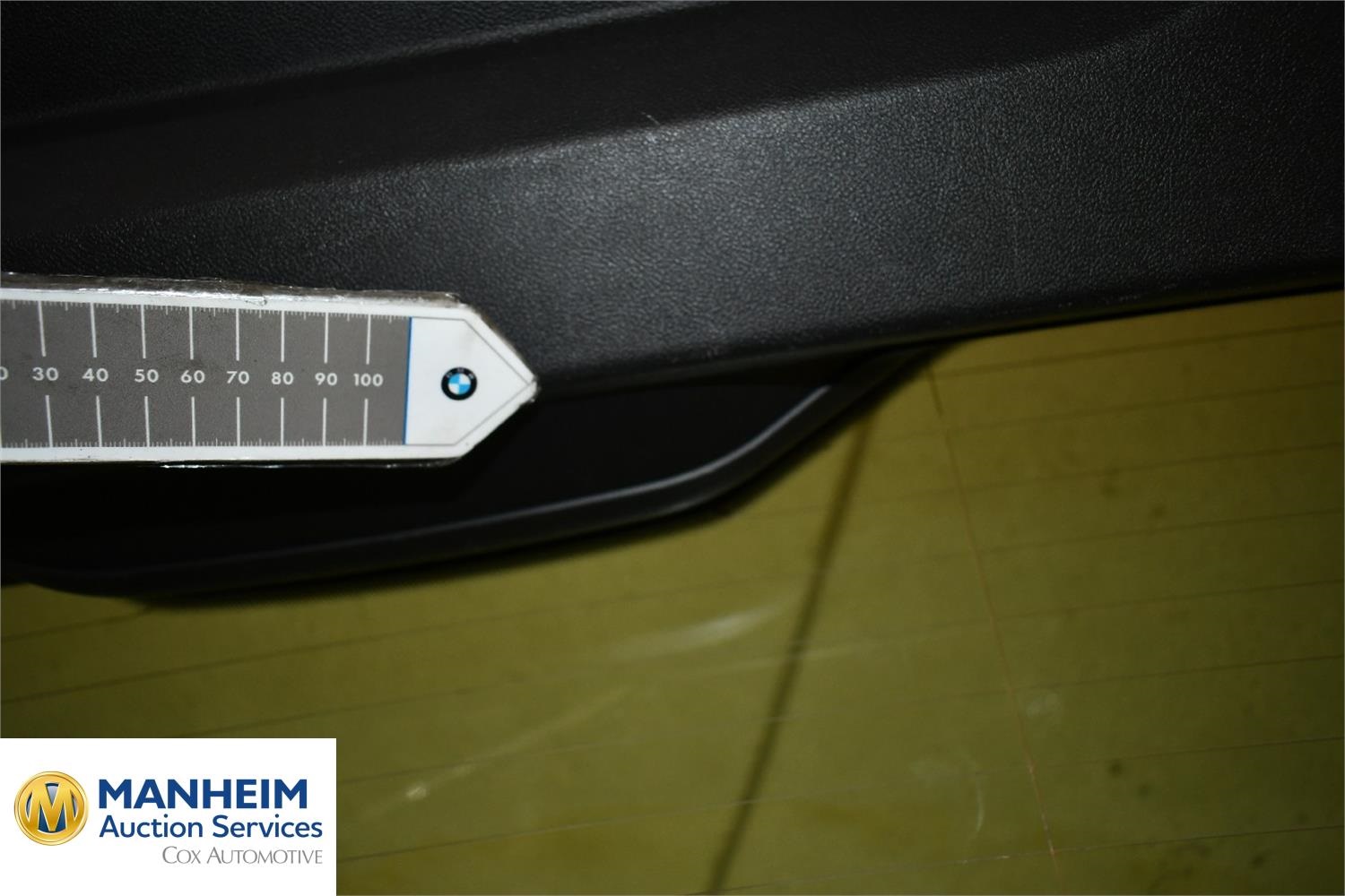 Foto BMW 330e xDrive Touring (G21) 46
