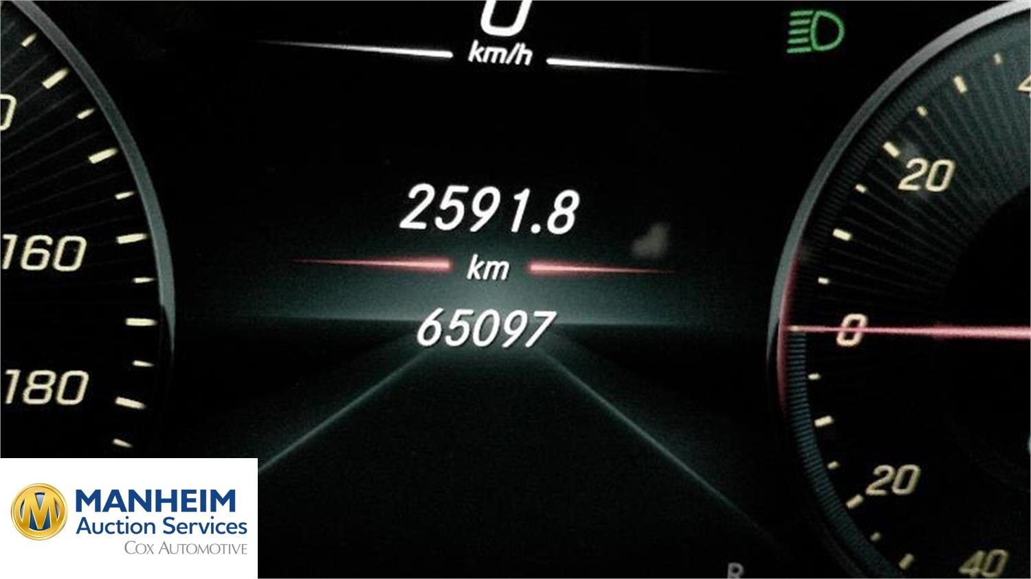 Foto Mercedes Benz EQC 5