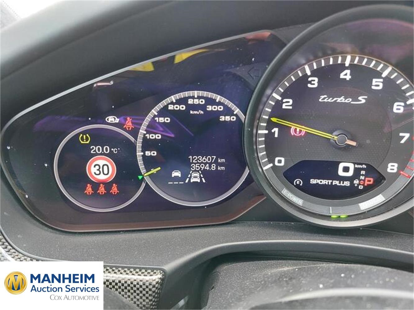 Foto Porsche PANAMERA 16