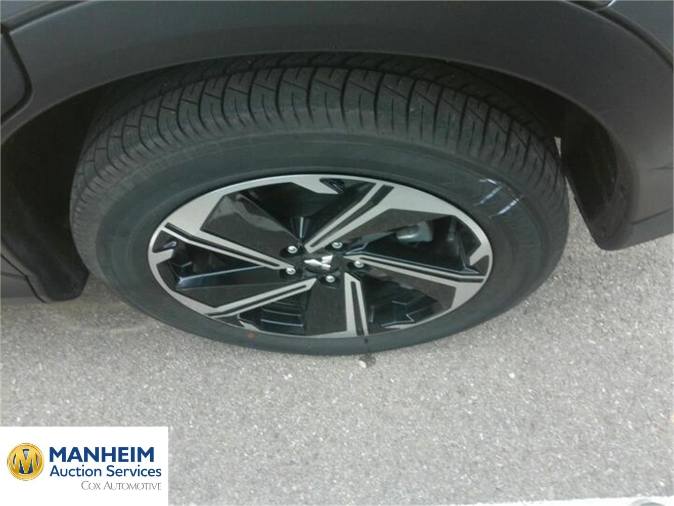 Foto Mitsubishi Eclipse Cross 29