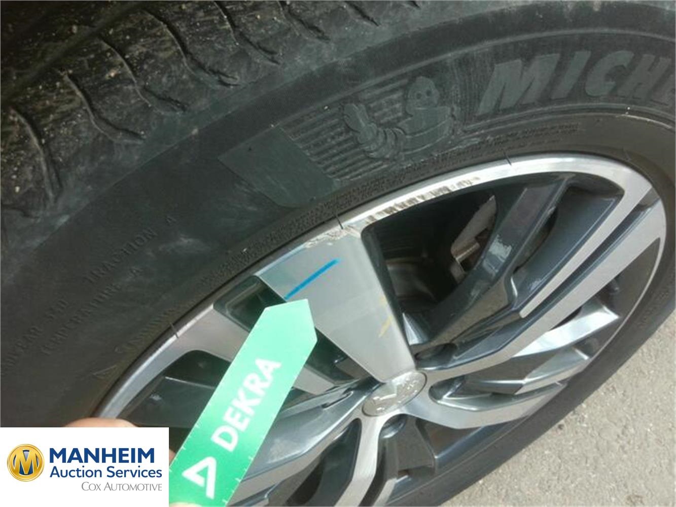 Foto Peugeot 3008 Hybrid 35