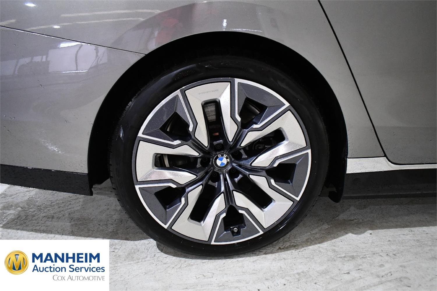 Foto BMW i7 xDrive 60 (G70) 34