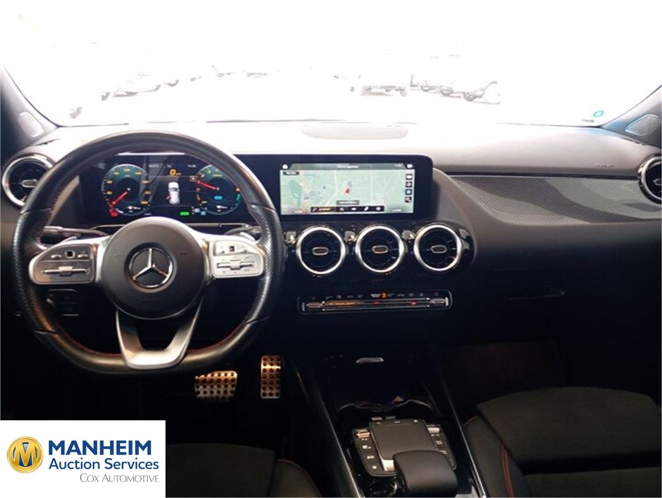 Foto Mercedes Benz GLA 6