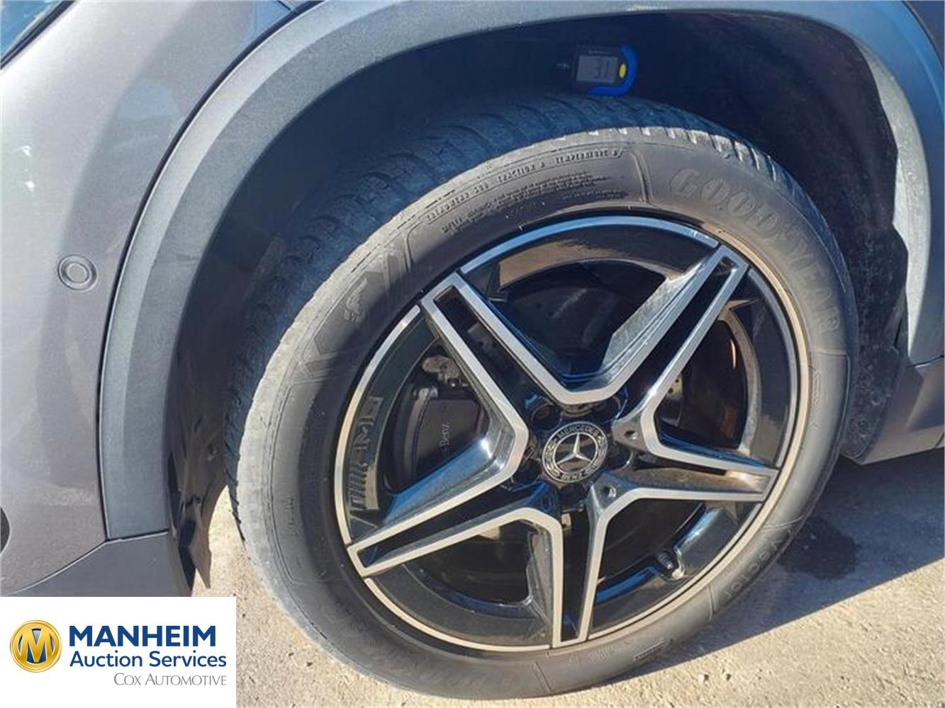 Foto Mercedes Benz GLA 48