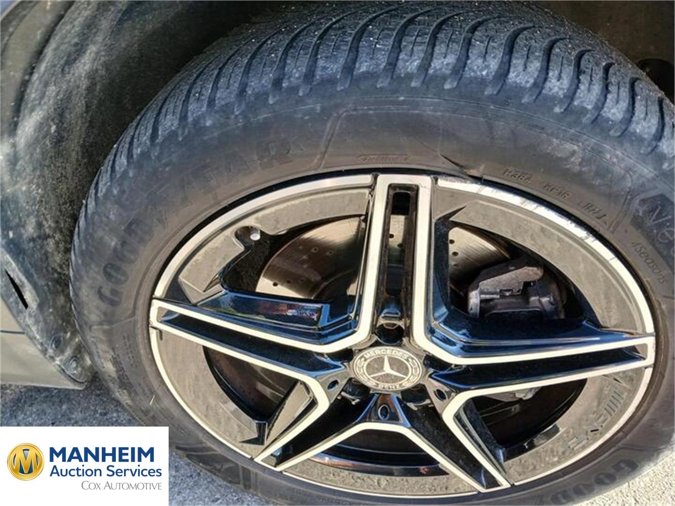Foto Mercedes Benz GLA 70