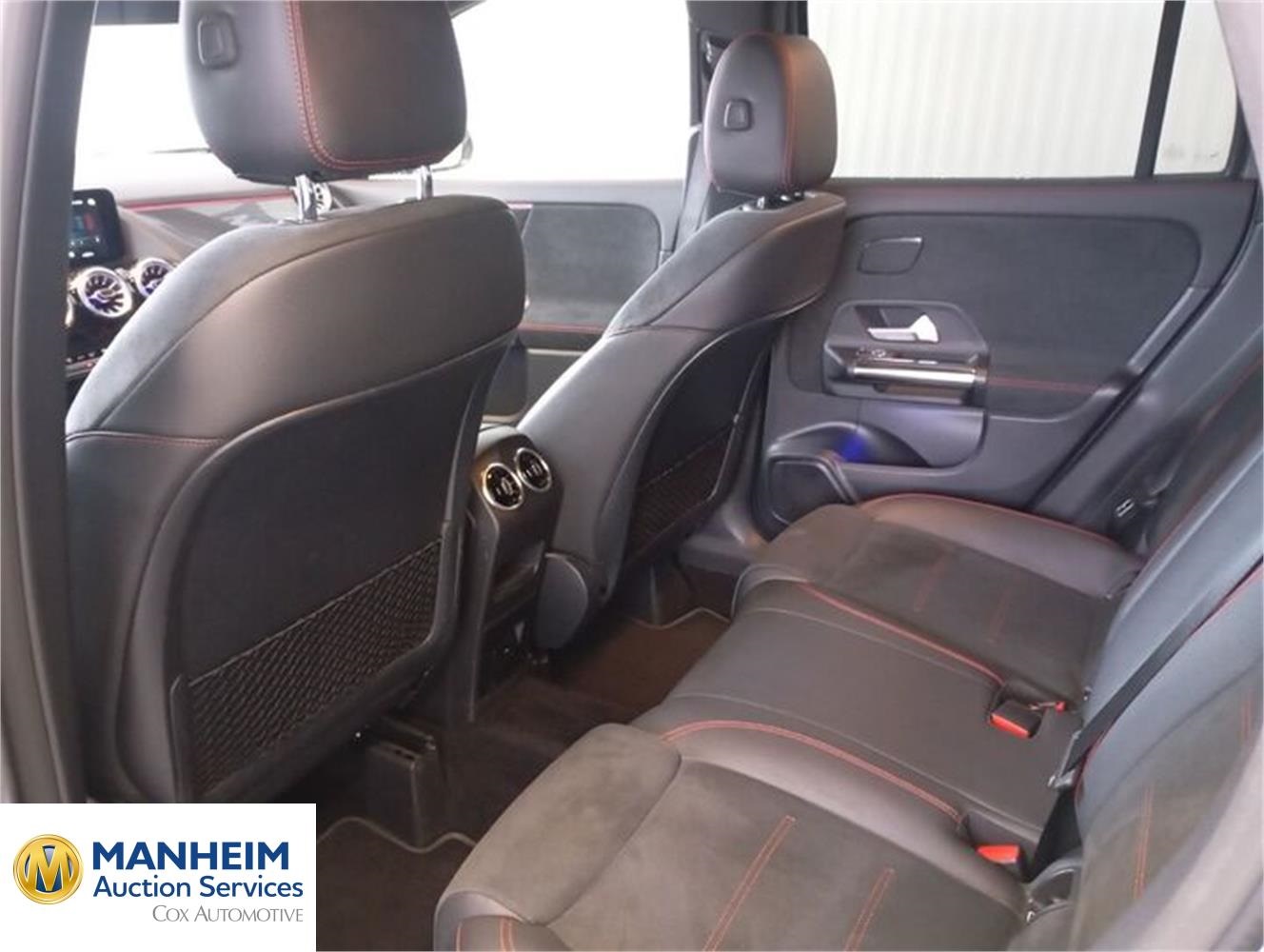 Foto Mercedes Benz GLA 6