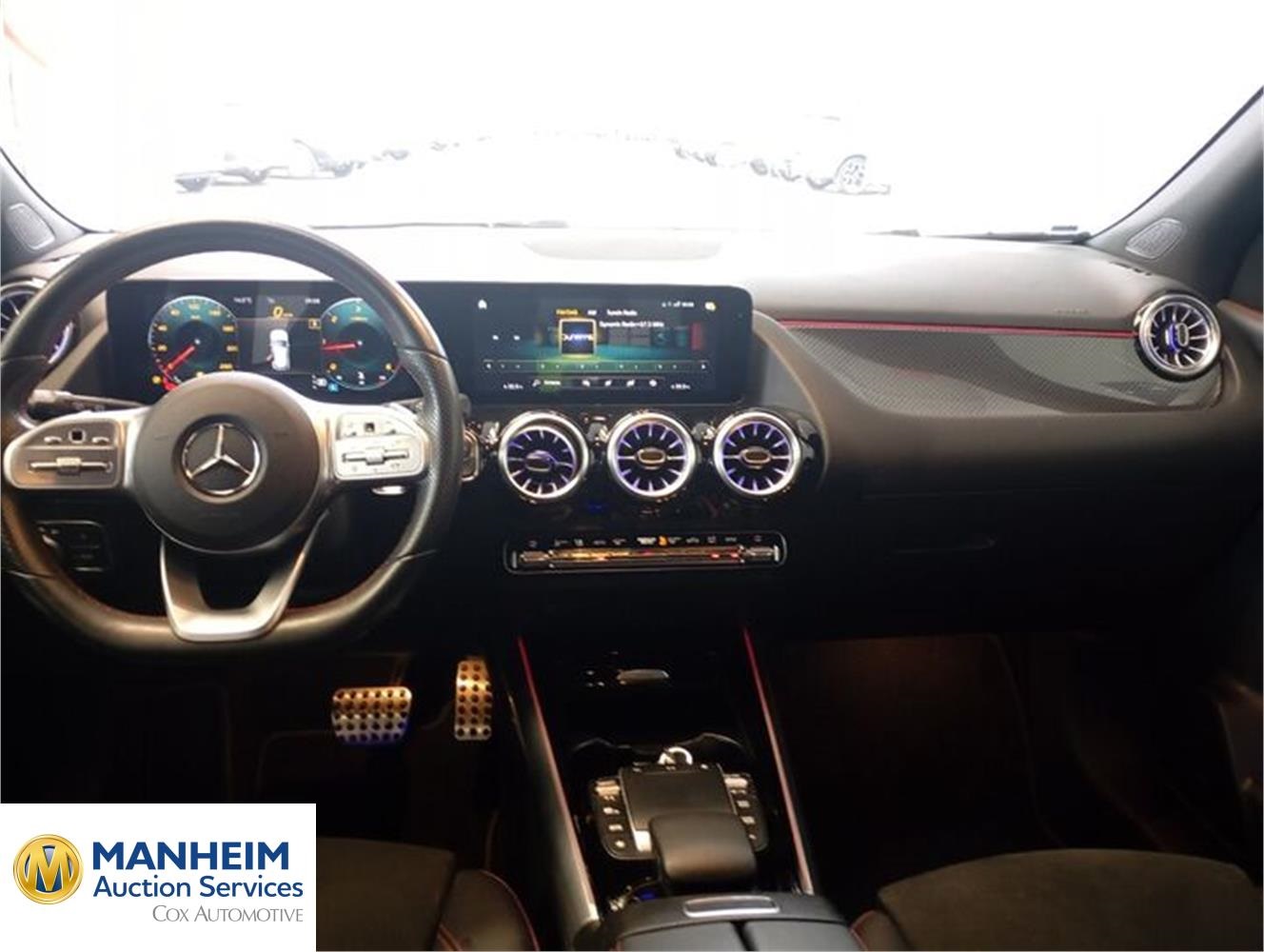 Foto Mercedes Benz GLA 7