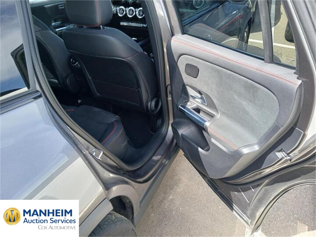 Foto Mercedes Benz GLA 26