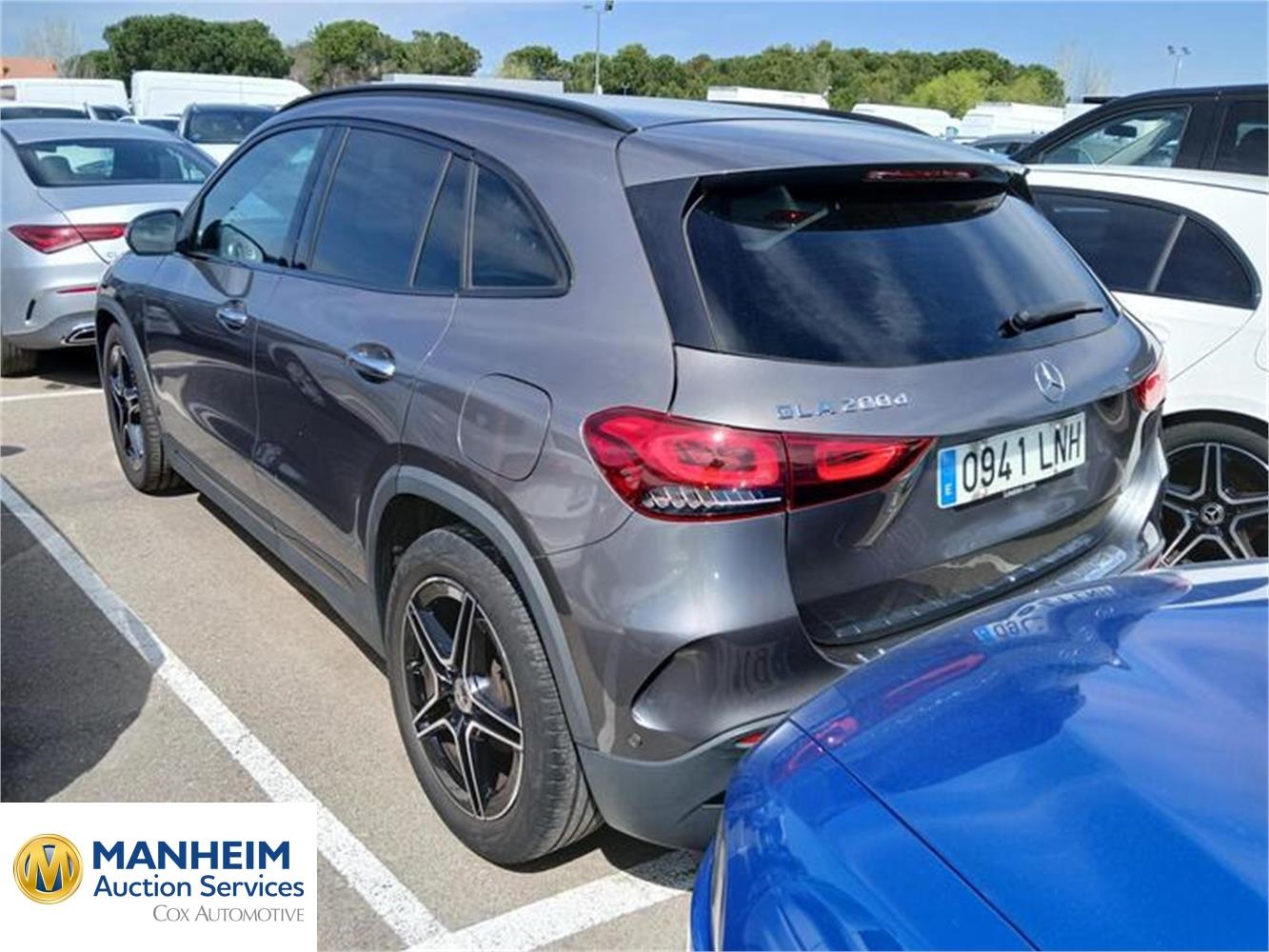 Foto Mercedes Benz GLA 27
