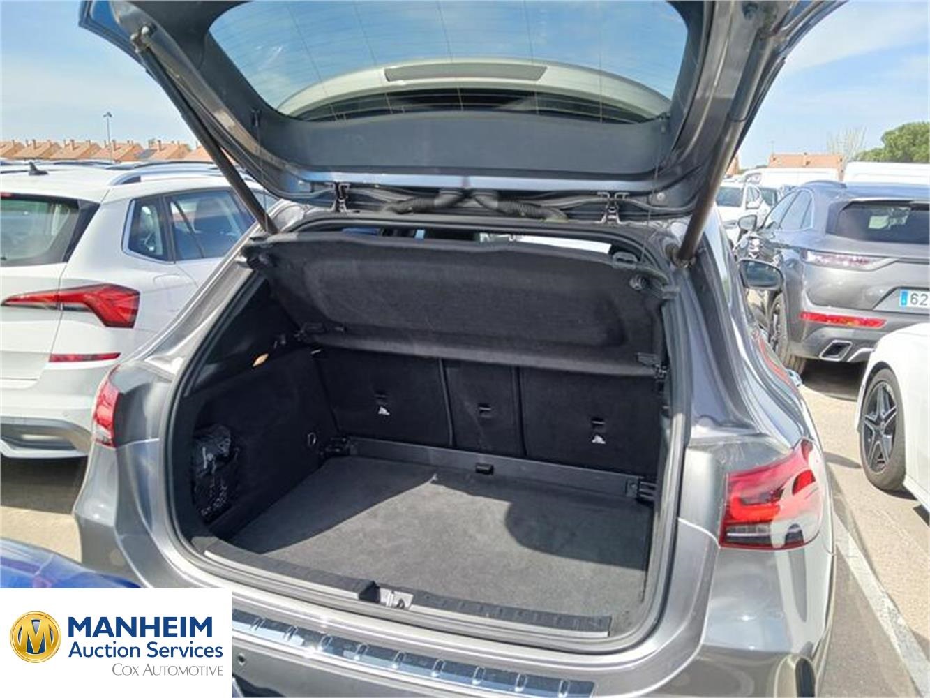 Foto Mercedes Benz GLA 60