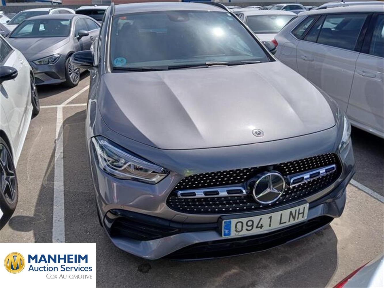 Foto Mercedes Benz GLA 72