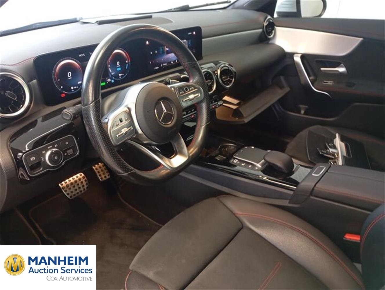 Foto Mercedes Benz CLA 5