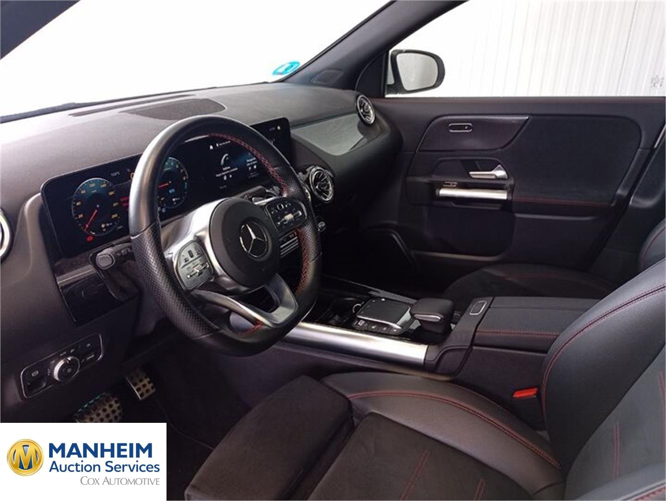 Foto Mercedes Benz GLA 5