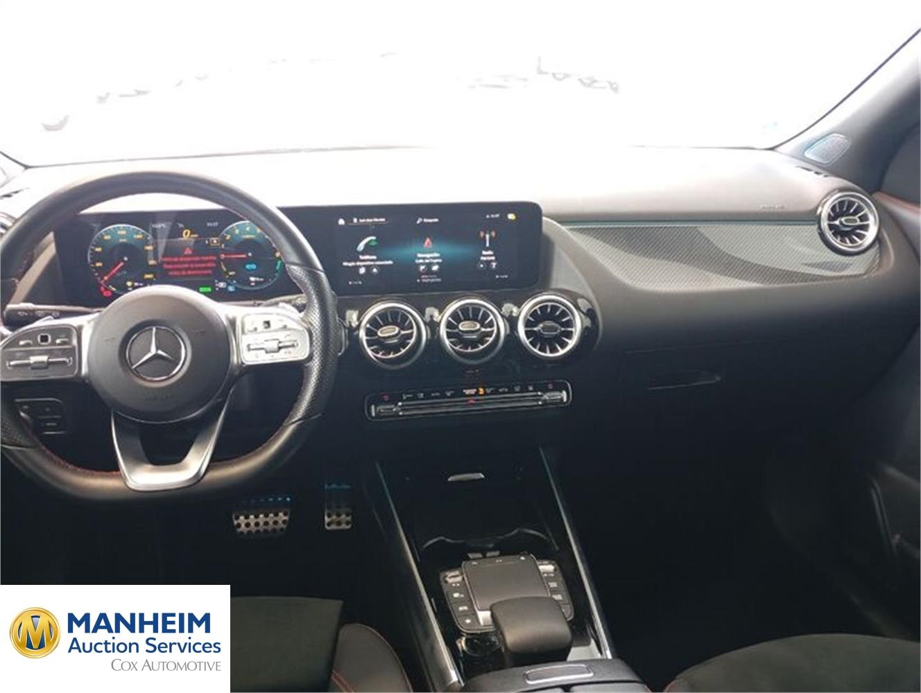 Foto Mercedes Benz GLA 7
