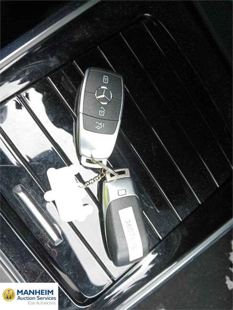 Foto Mercedes Benz GLA 20