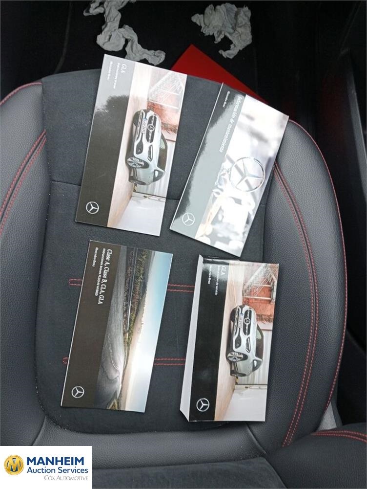 Foto Mercedes Benz GLA 23
