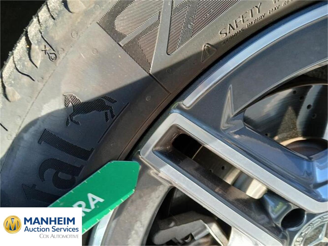 Foto Mercedes Benz GLA 27