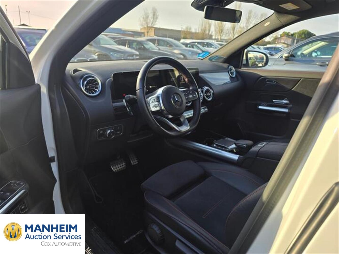 Foto Mercedes Benz GLA 33