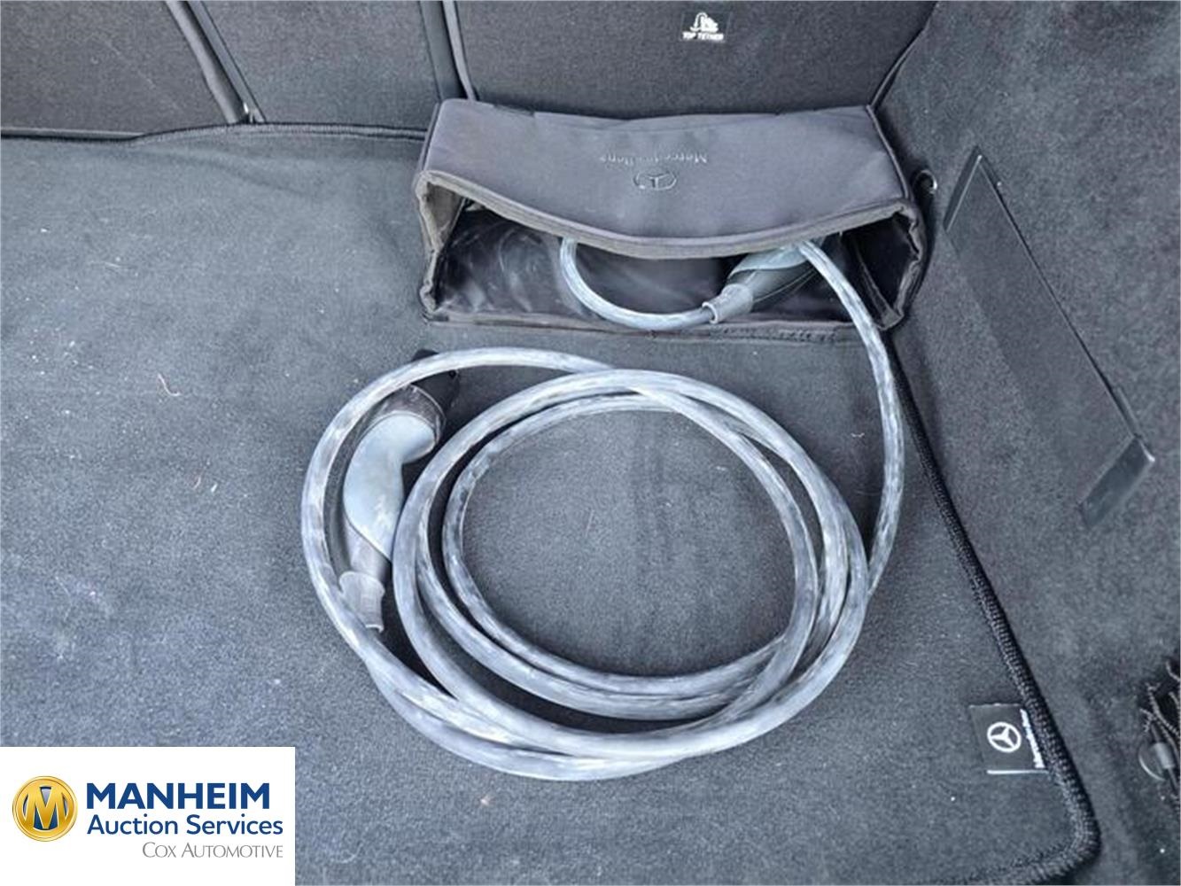 Foto Mercedes Benz GLA 61