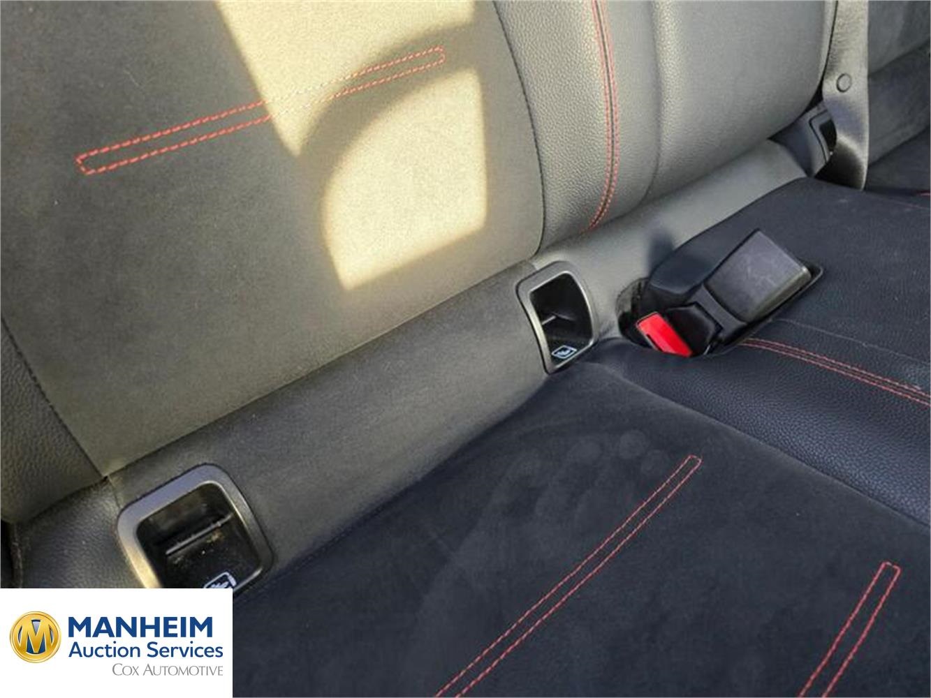 Foto Mercedes Benz GLA 68