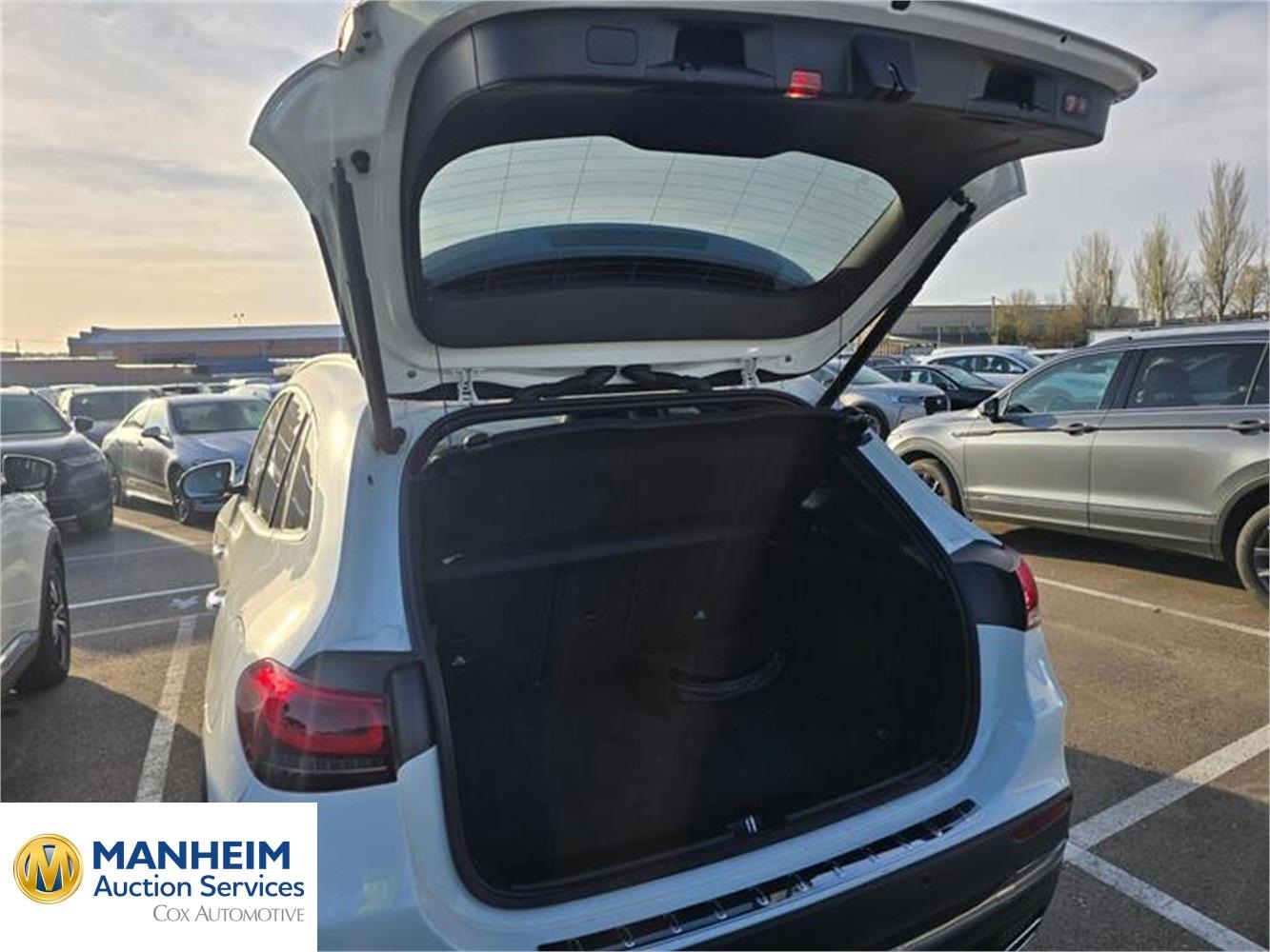 Foto Mercedes Benz GLA 76