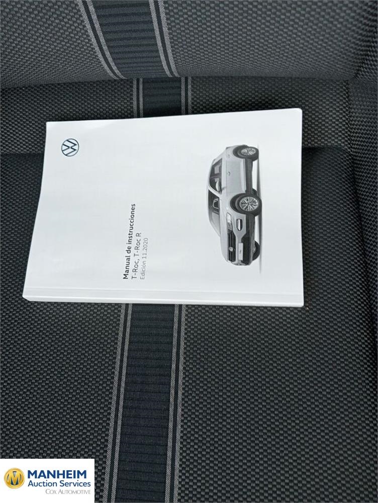 Foto Volkswagen T-Roc 12