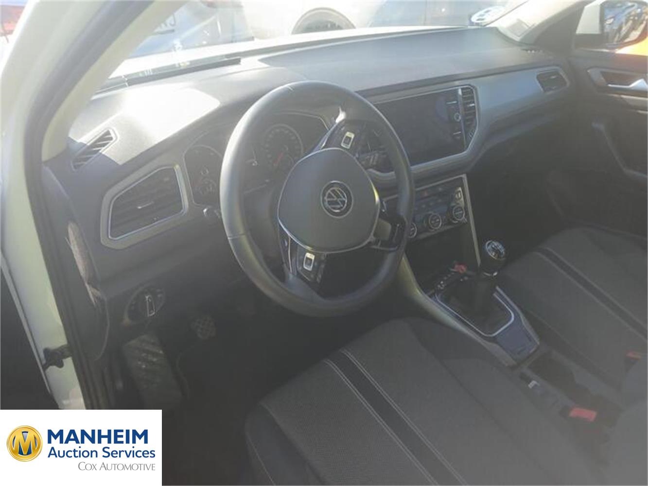 Foto Volkswagen T-Roc 51