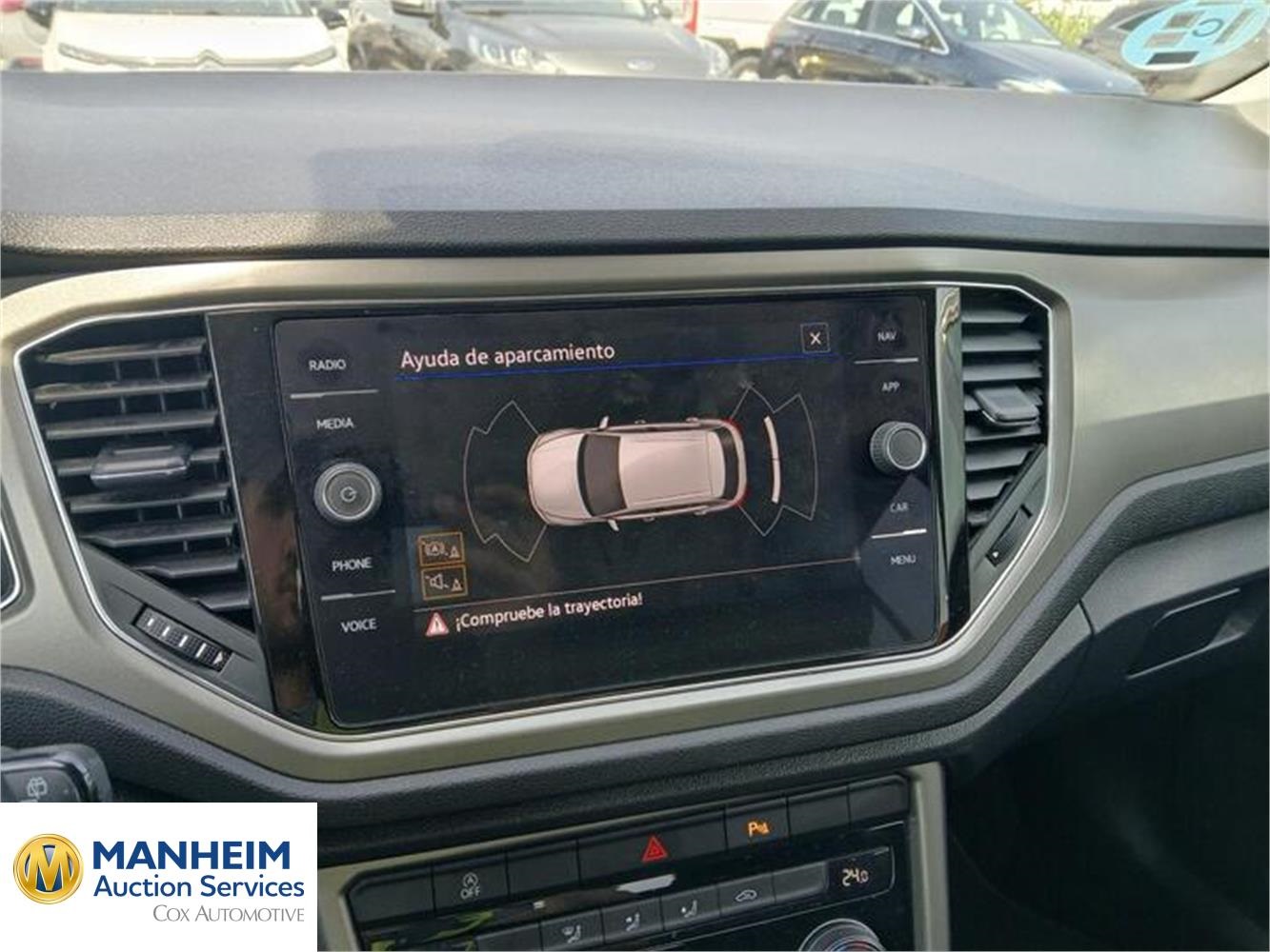 Foto Volkswagen T-Roc 27