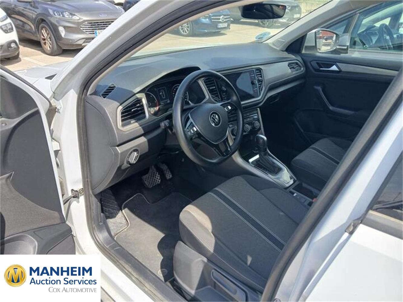 Foto Volkswagen T-Roc 41
