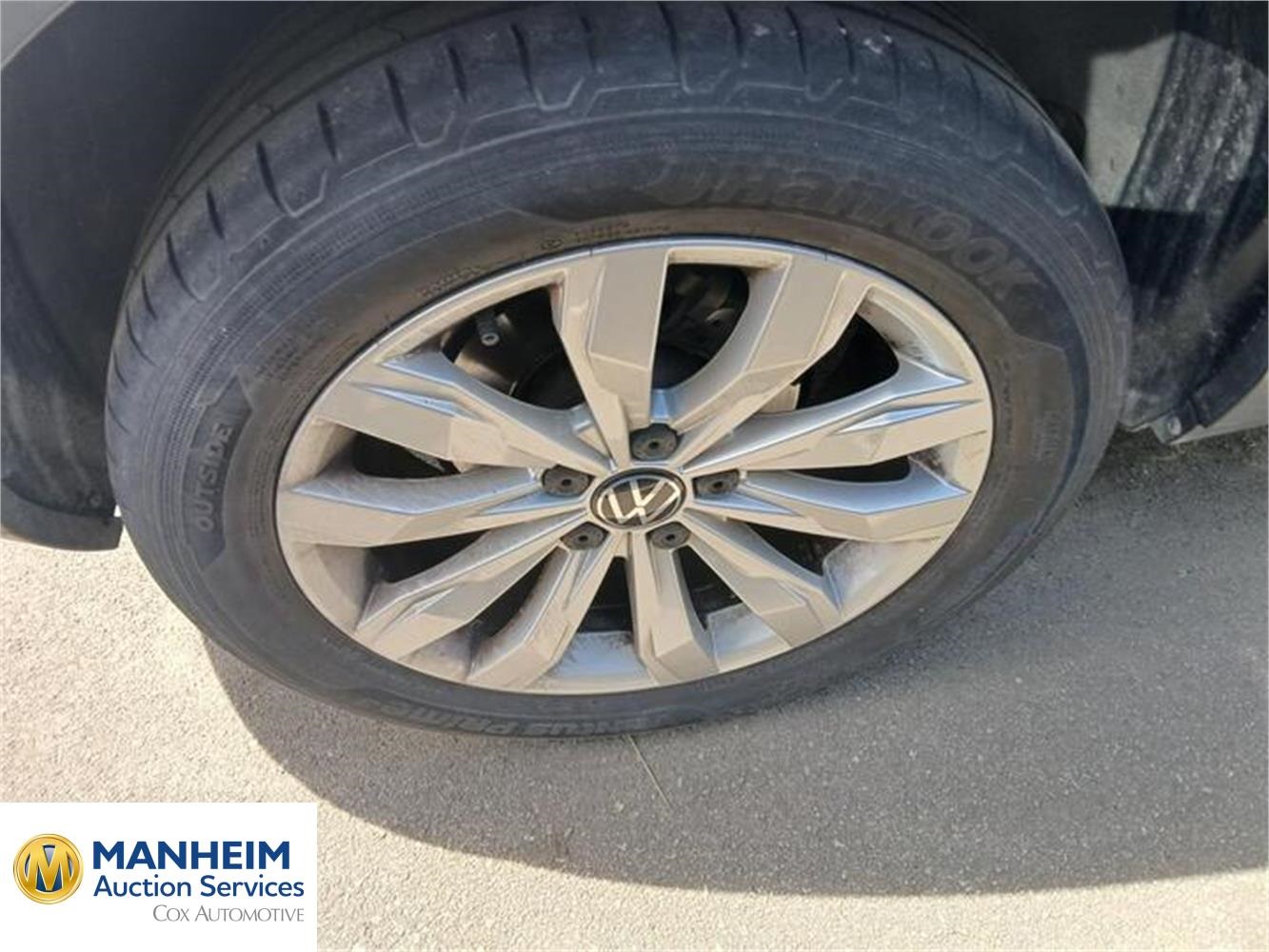 Foto Volkswagen T-Roc 64