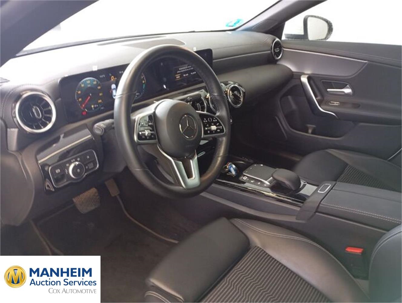 Foto Mercedes Benz CLA 5