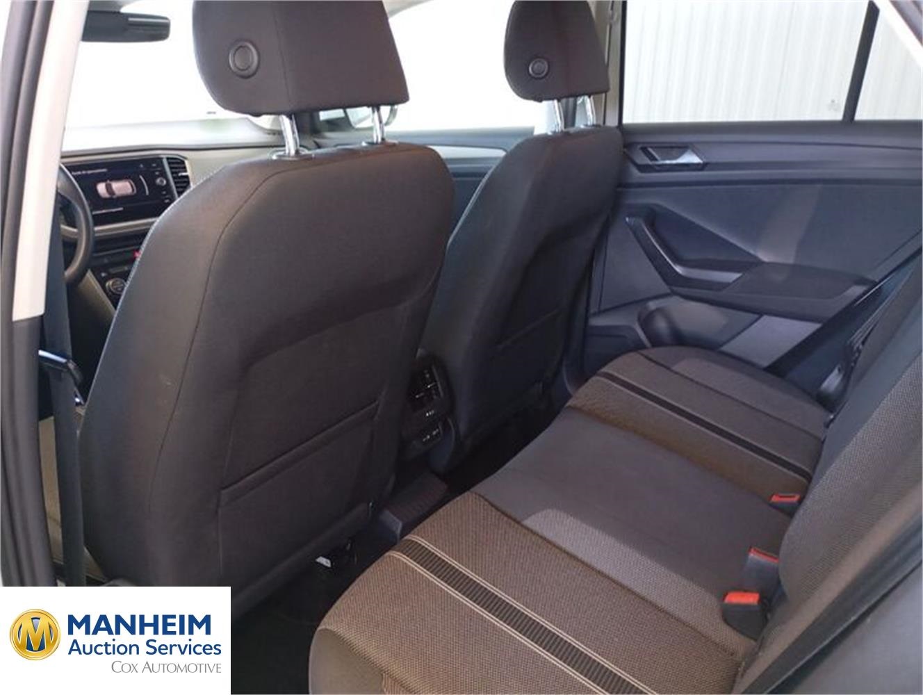 Foto Volkswagen T-Roc 6