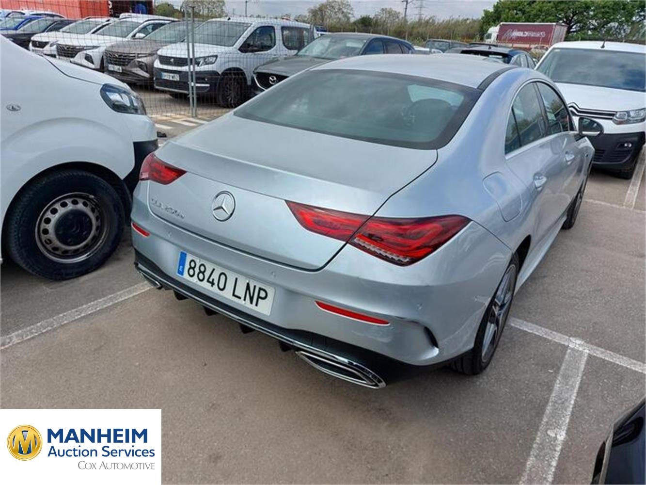 Foto Mercedes Benz CLA 15